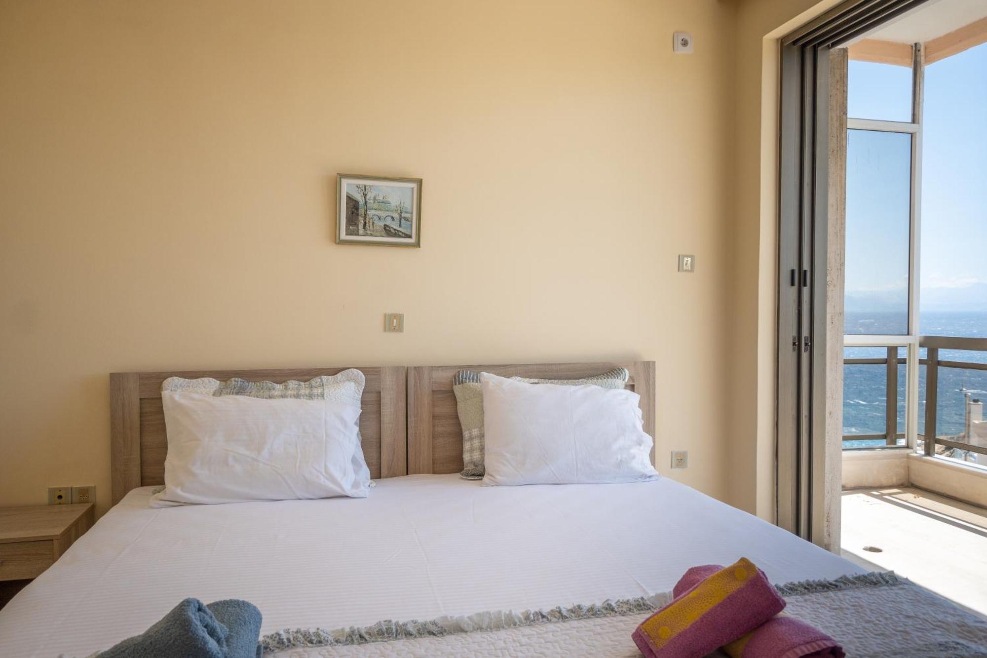 Unbeatable View, Family Apartment Rafína Exterior foto